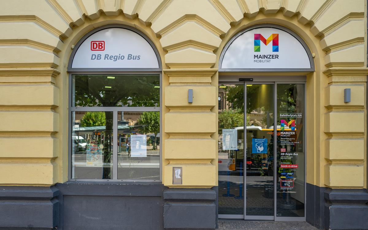 Service rund um den Straßenbahnausbau Service rund um den Straßenbahnausbau
