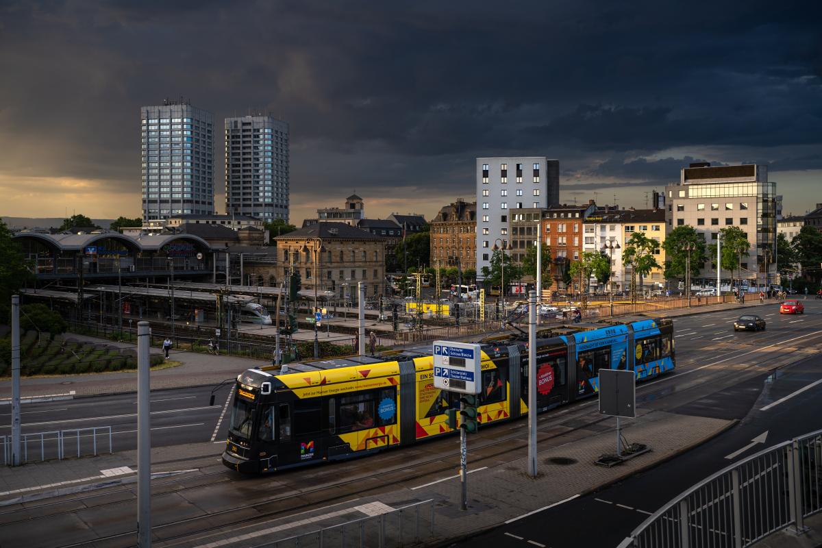 Straßenbahn auf der Alicenbrücke Straßenbahn auf der Alicenbrücke