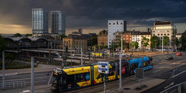 Straßenbahn auf der Alicenbrücle